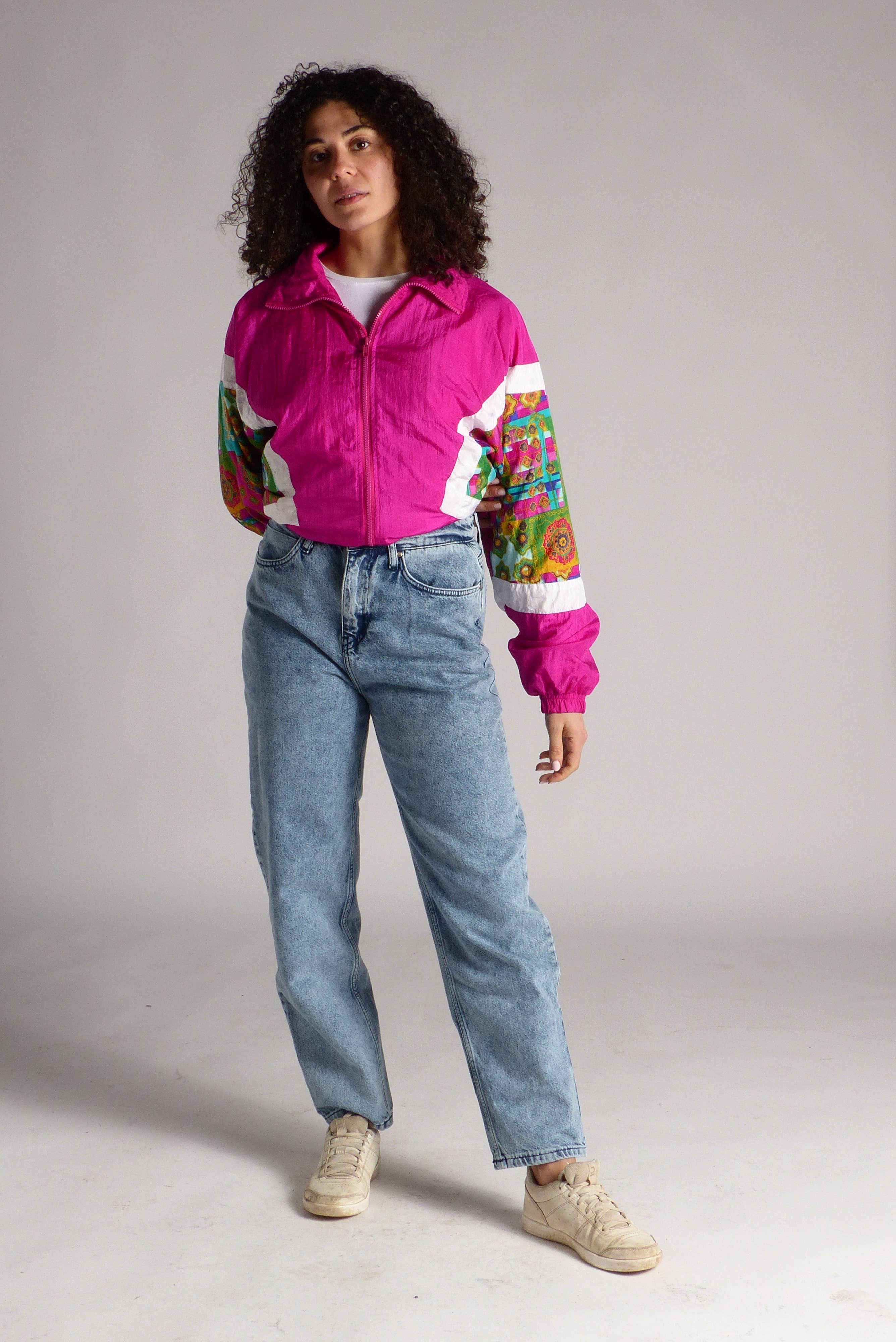 Blue Mom jeans for women - iconic from the 80s for wholesale on Faire3