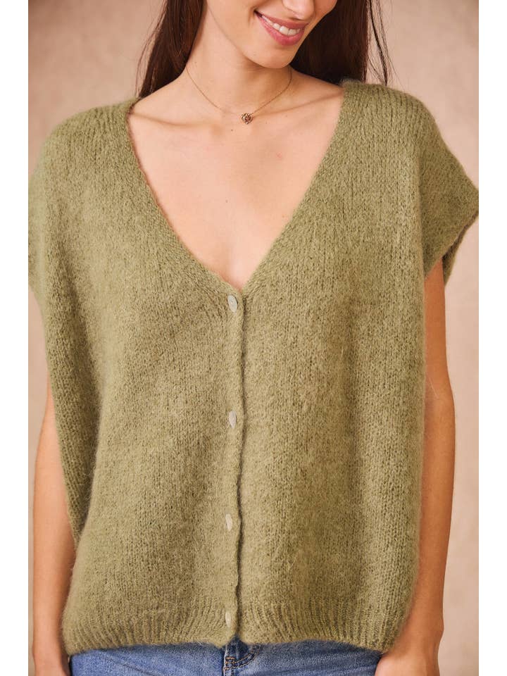 Calie Paris - Wholesale Knit Sweater - Women's - Kid Mohair Sleeveless Cardigan16