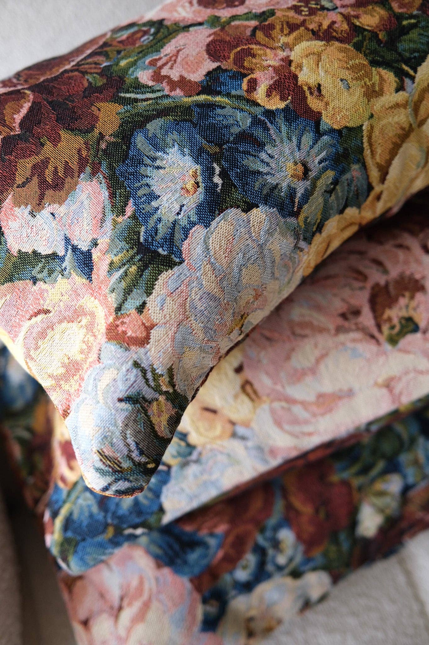 Twenty Third by Deanne - Wholesale Lumbar Pillow - Rosalie Reversible Tapestry Lumbar6