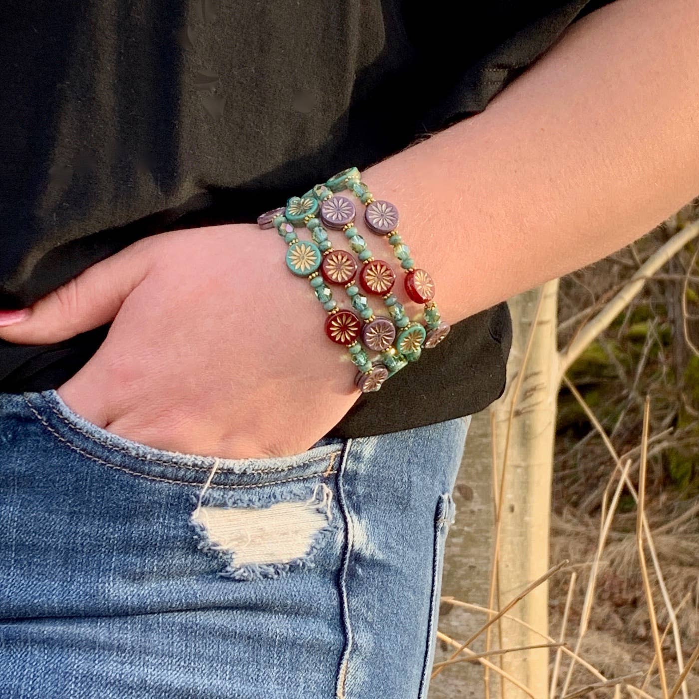 Marlene VanBeek Jewelry - Venta al por mayor Pulsera de cuentas - Pulsera Elástica Cardada Aster - Flores de Jardín Rosas4