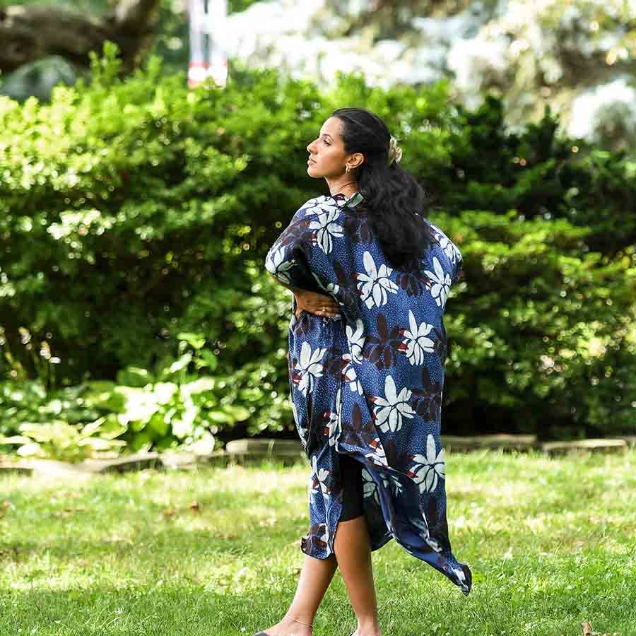 Ichcha – Engroshandel Kjole - Dame – Kaftankjole - Indigo Block Print Modal med knapper | Kamala3