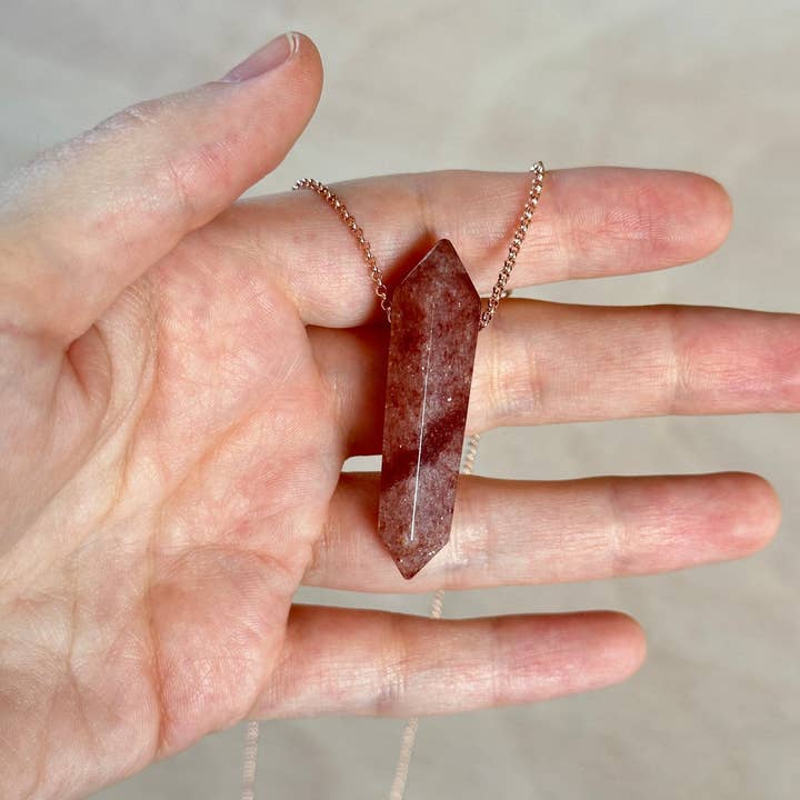 Earth & Elm - Wholesale Pendant/Charm Necklace - Strawberry Quartz Point Necklace3