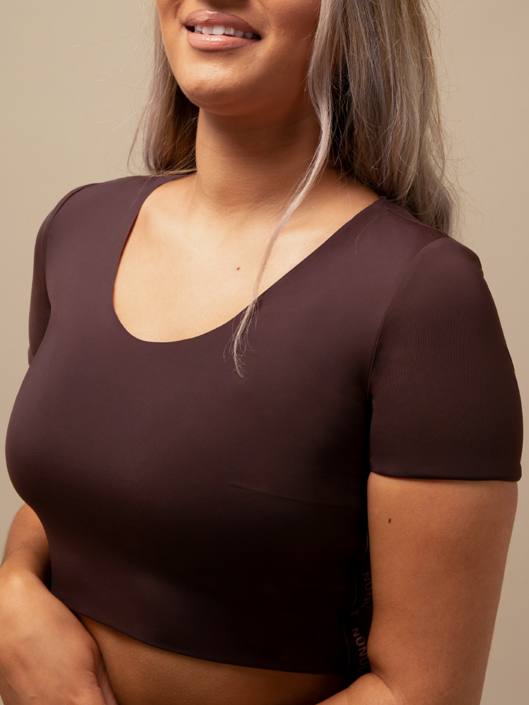 Nunude - Vente Ensemble de sport – femme - Ensemble short Activewear Blush/Brown10