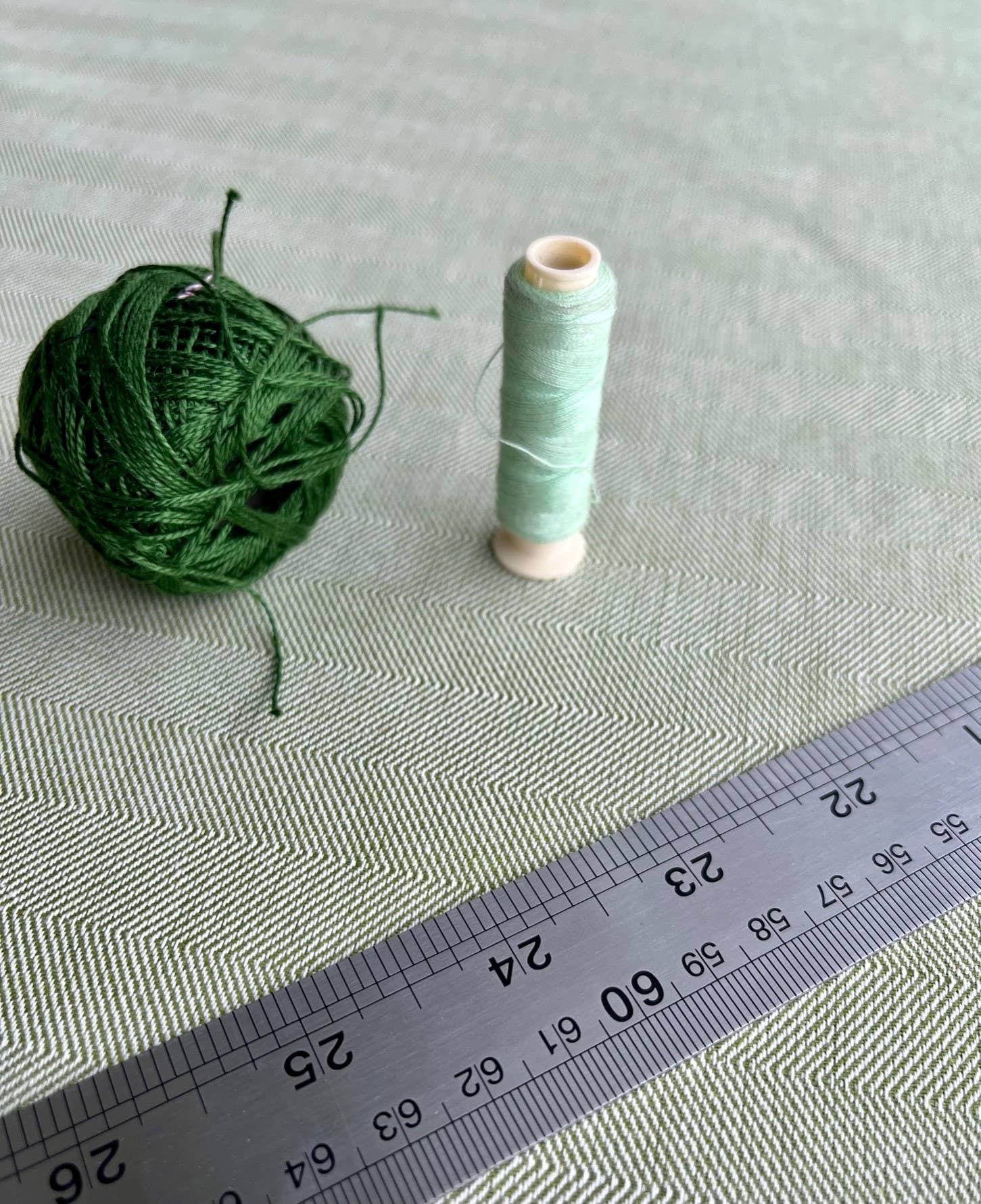 Dresseur de tables – Großhandel Geschirrtücher – HEN AU POT Geschirrtuch – 100 % Baumwolle4