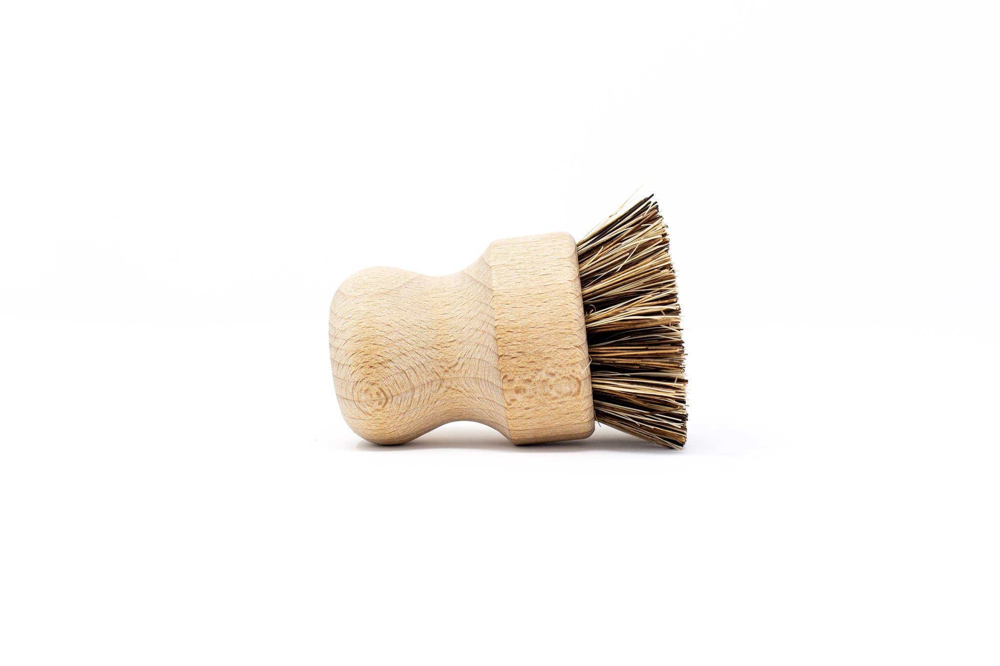 The Waste Less Shop – wholesale Cleaning brush – Beechwood Plastic-Free Pot Scrubber Brush – Hard Coconut2
