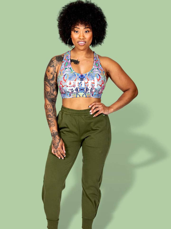 Neuer und verbesserter Constrictor Next Level Bra für den Großhandel von GRRRL