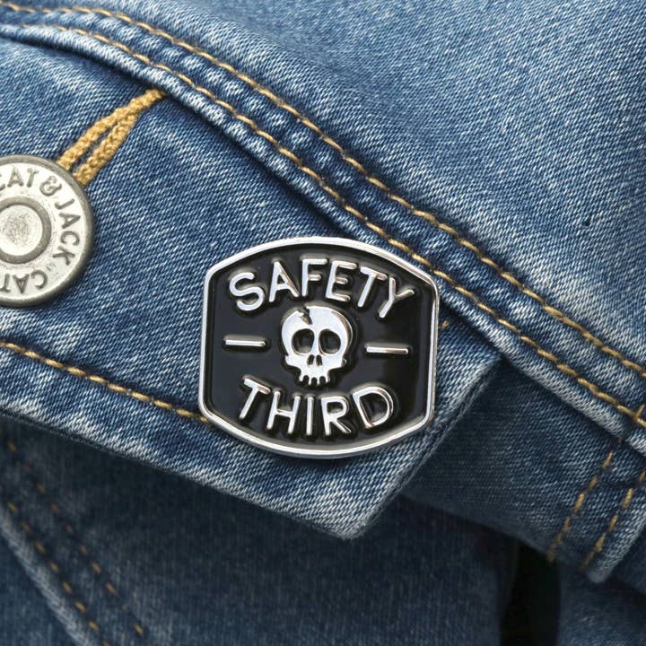 Squatchy - Vente Épinglettes/boutons - Épingle en émail Crâne Sécurité 3ème5