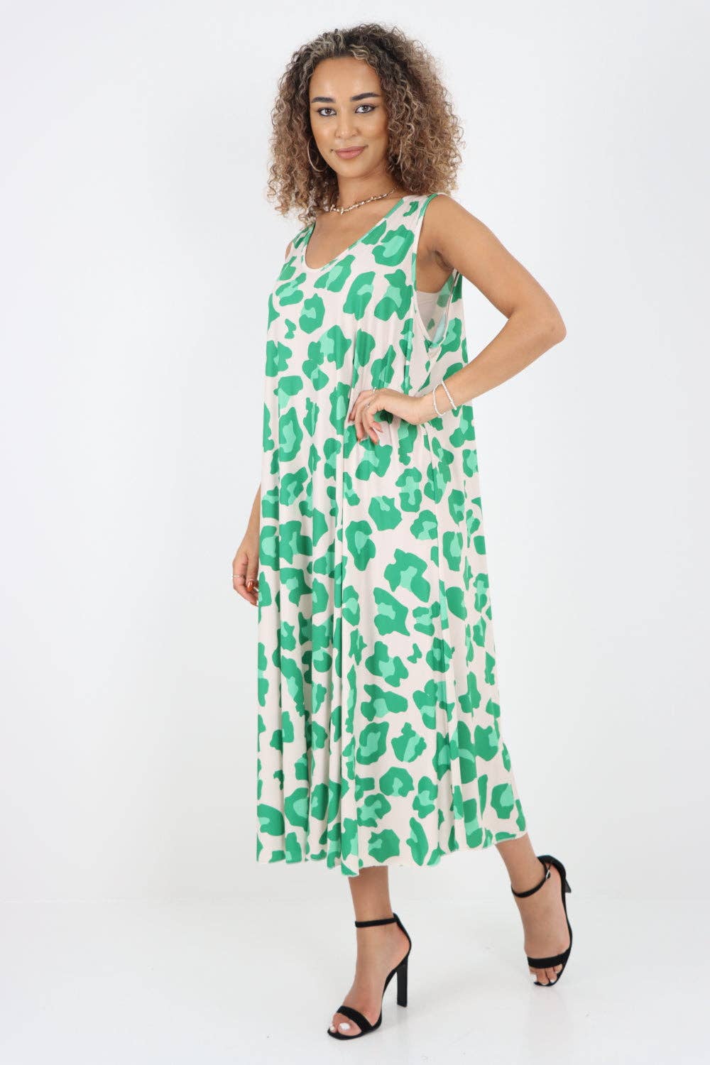 Miss Bold - Vendita all'ingrosso Vestito - Donna - Abito longuette senza maniche con stampa animalier italiana5