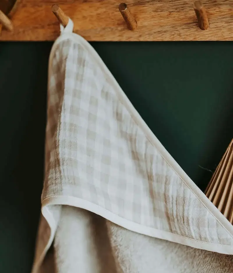 Manufacture des bébés français - Wholesale Hooded Towel - Kids & Baby - Vichy Galet bath cape3