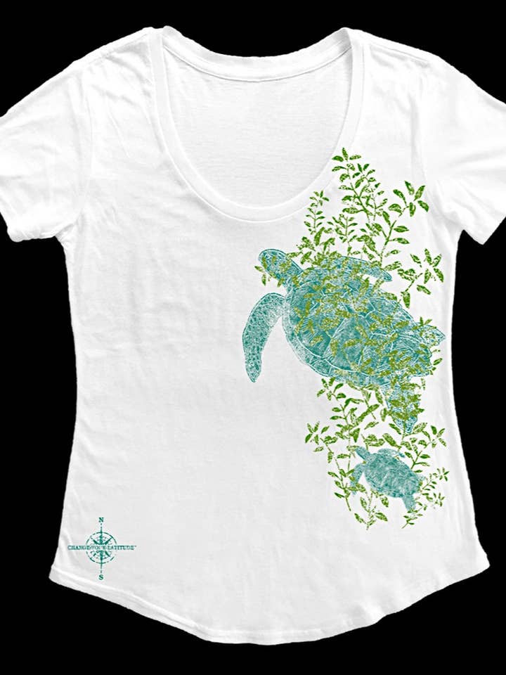 T-shirt à encolure dégagée - Sea Turtles - Blanc pour la vente par Change Your Latitude