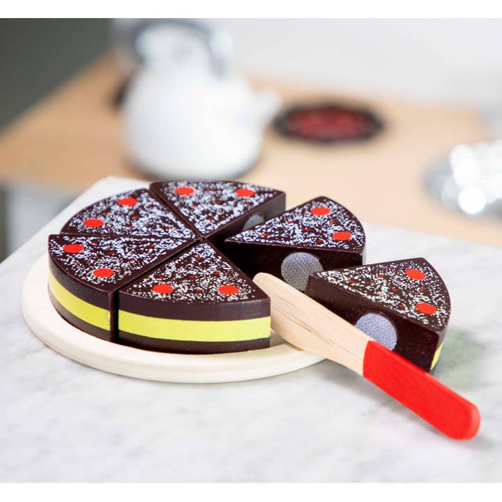 New Classic Toys EU - Wholesale Toy Set - Kids - Sliced Cake - Chocolate