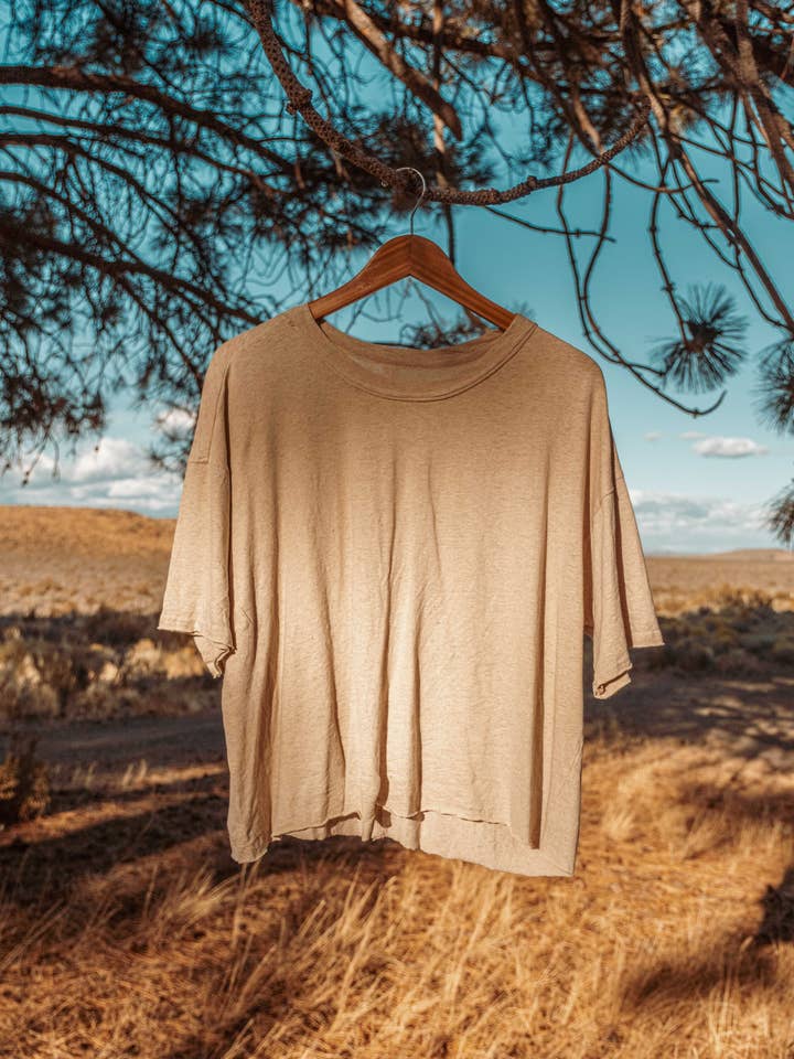 Chanvre non blanchi T-shirt CROP en coton biologique Hemp Blank Eco Unisexe TOP en vente sur Faire9