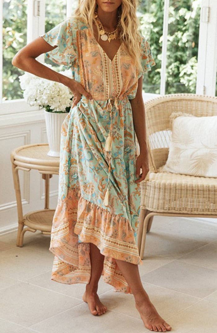 Rosa Clothing - Wholesale Dress - Women's - Bohemia Border Print Flutter Sleeve Maxi Dress0