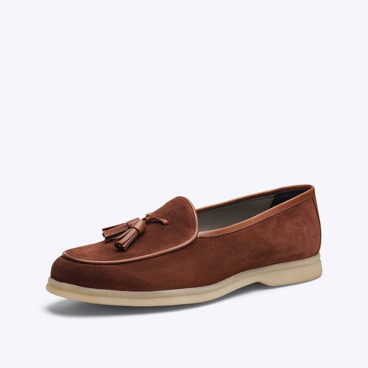40651/00 - Mocassins à pompons en daim couleur cognac pour homme pour la vente par Centenário