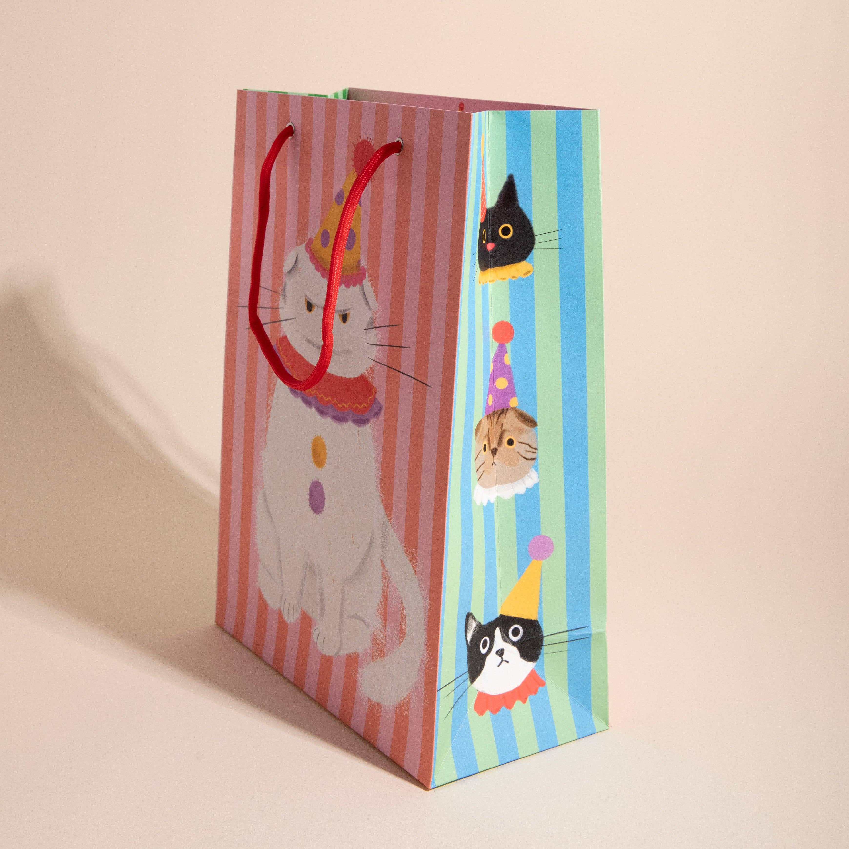 Carolyn Suzuki - Wholesale Gift Bag - PIERROT THE CAT - Gift Bag1