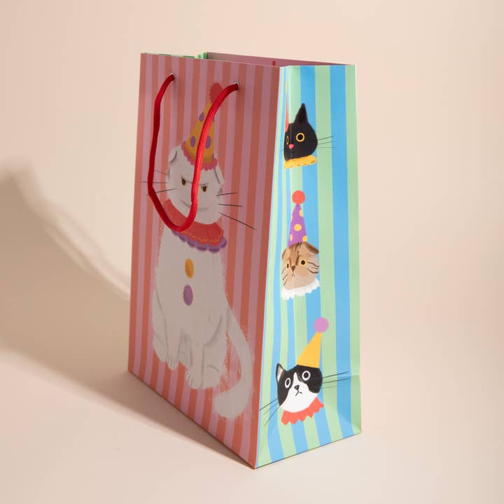 Carolyn Suzuki - Wholesale Gift Bag - PIERROT THE CAT - Gift Bag1