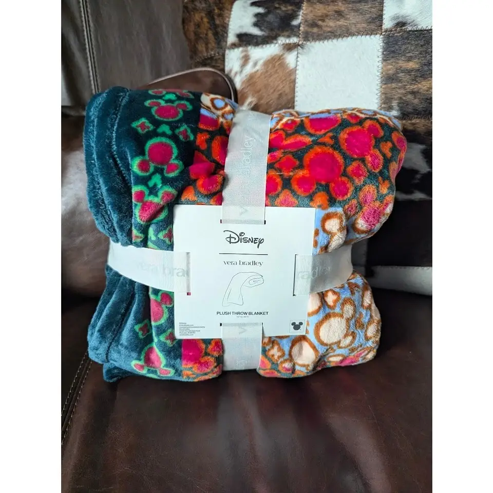 Diamond Gems Treasures – wholesale Throw blanket – Vera Bradley Mickey Mouse kaleidoscope Multi 0