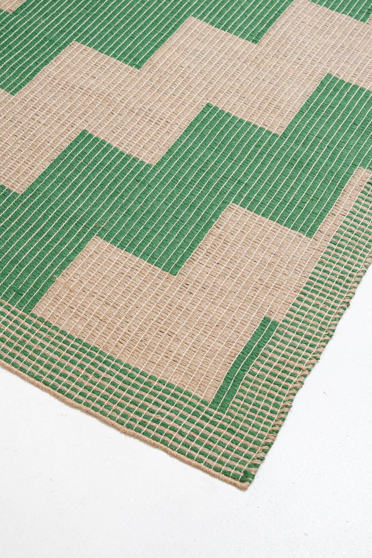 MATIAS MOELLENBACH - Vente Tapis - Tapis inversé en jute et laine - Zz Green5