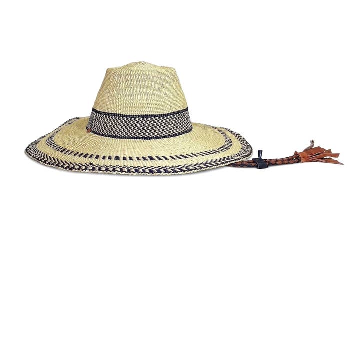 Chapeau de soleil en paille z-Grass pour la vente par Ti-a Woven Goods