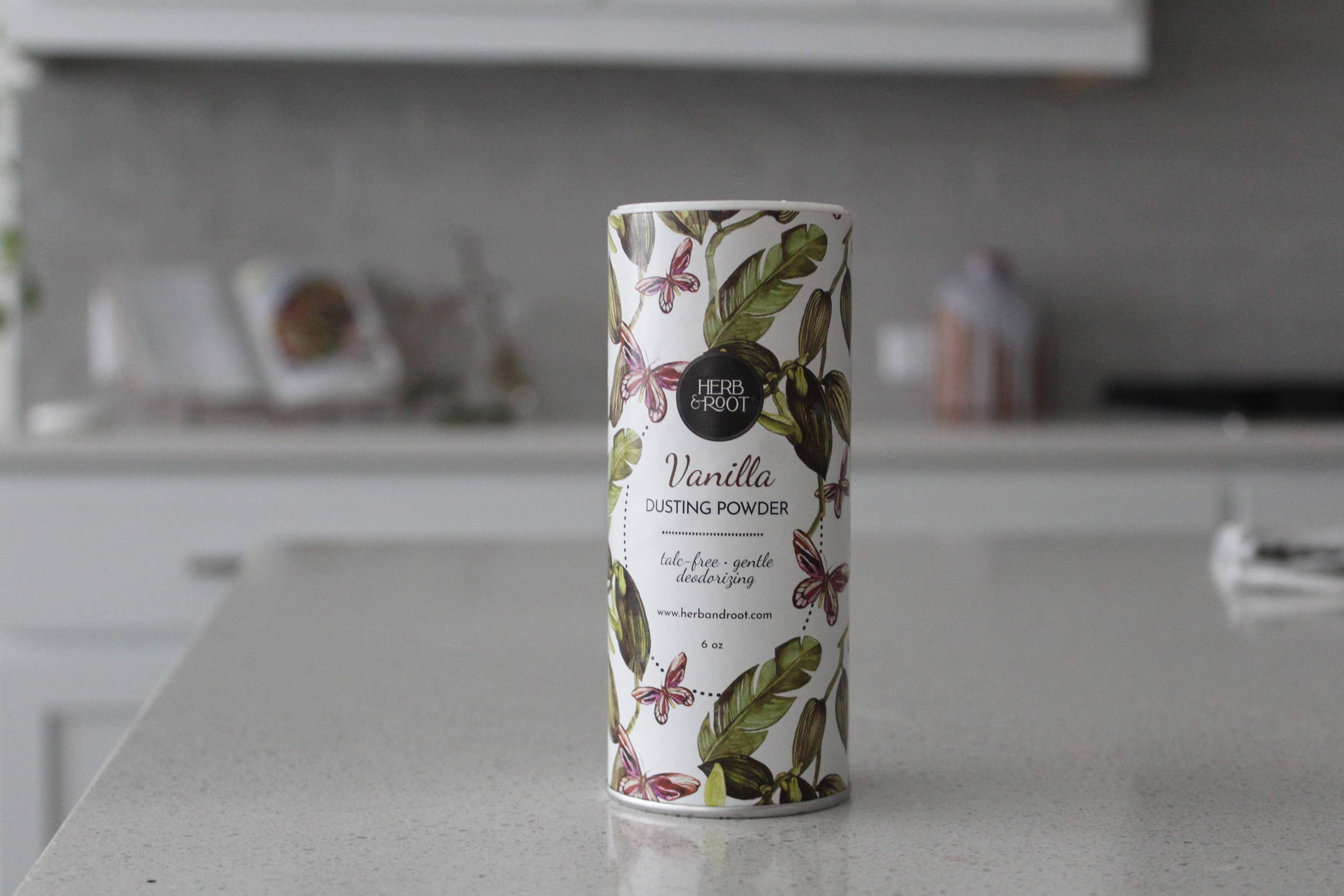 Herb & Root - Wholesale Body/Talcum Powder - Vanilla Dusting Powder- Oprah's Favorite Things5