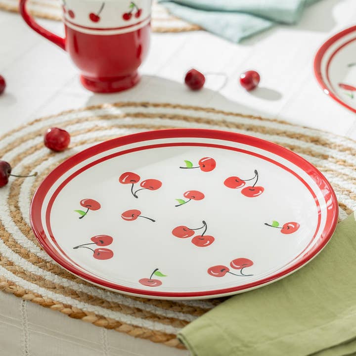 Assiette Red Cherry de 10,5 pouces pour la vente par Grace Teaware