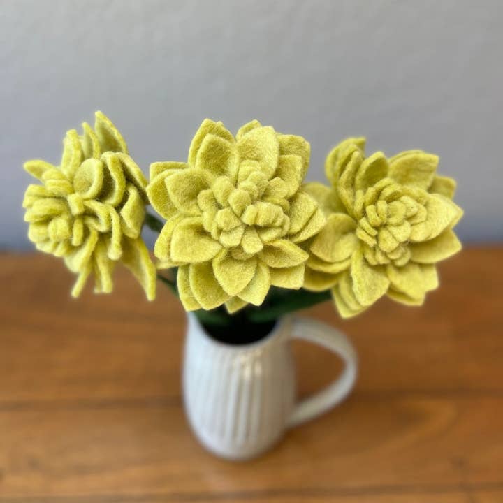 Humble Hilo - Wholesale Artificial flowers - Humble Hilo Handmade Felt Flowers, 3 Carnations16