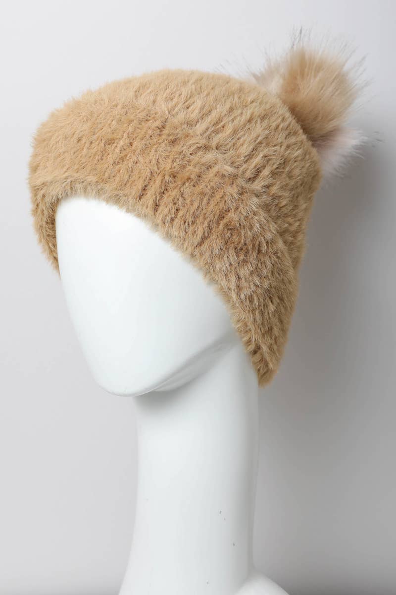 Leto Accessories – Großhandel Beanie – Damen – Strickmütze aus Plüschimitat aus Mohair für winterliche Wärme 🤎3