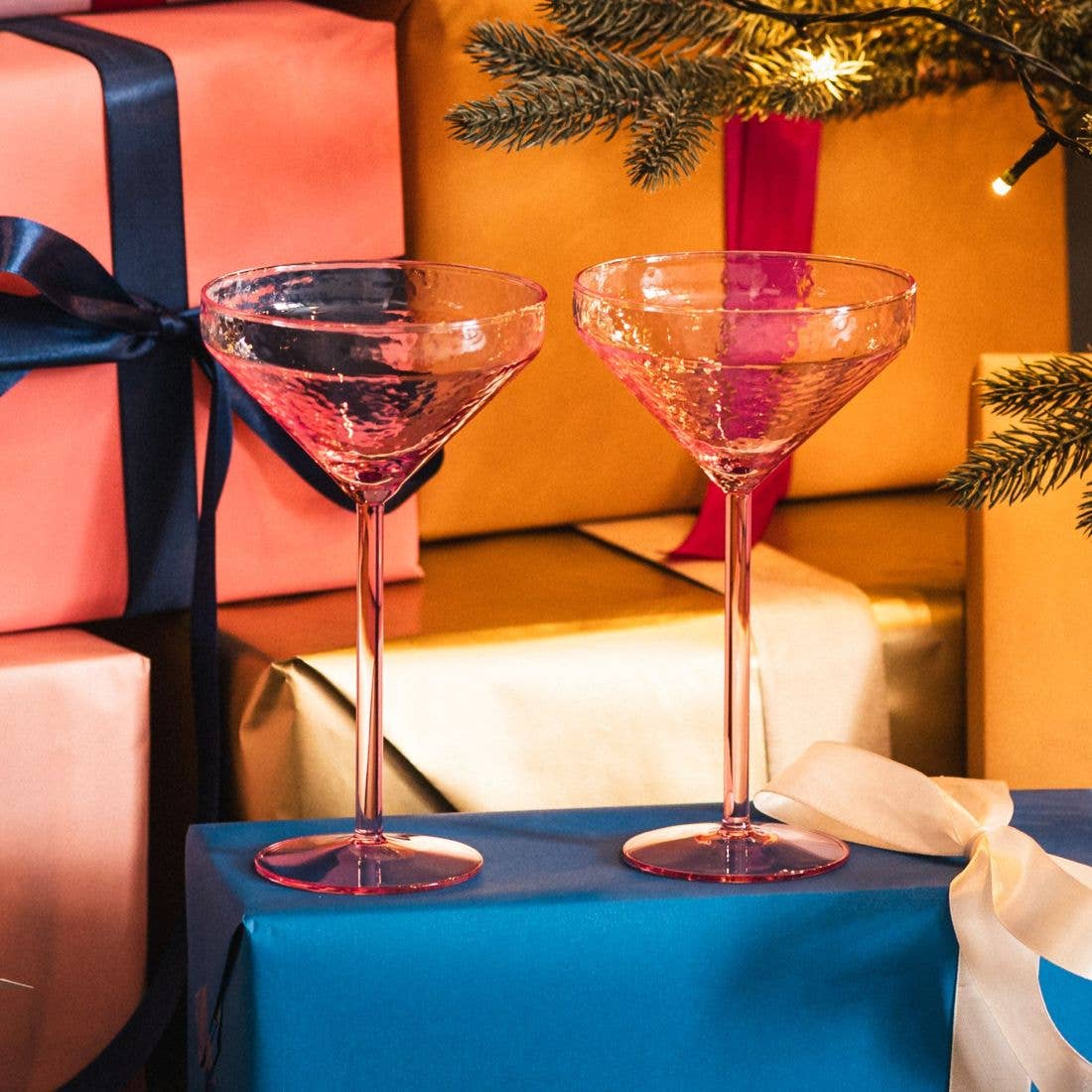 Brût Home and Glassware - Wholesale Cocktail/Liquor Glass - Cocktail Glass Claude | set of 2 | pink | Martini glasses1