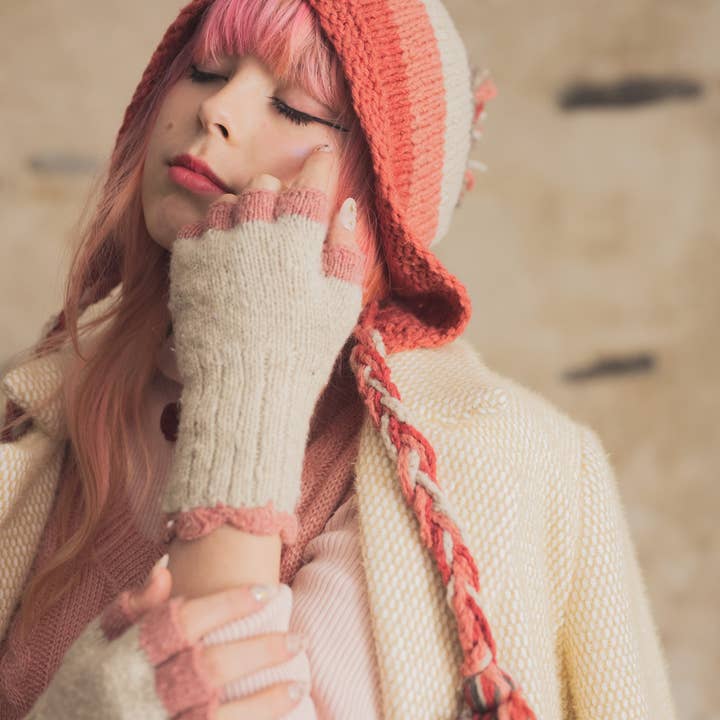 Buno Behen - Vente Gants – femme - Gants en laine teinte naturellement faits main (taille S à L)