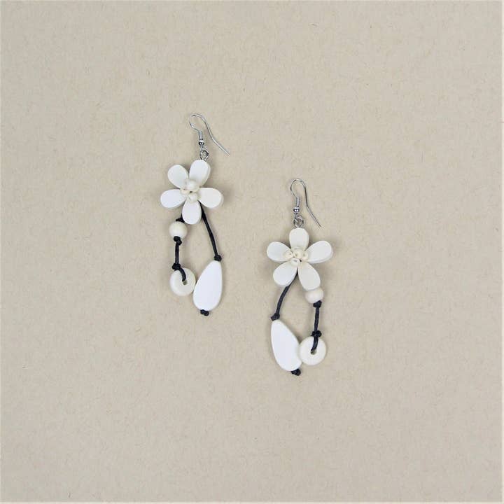 Katie and Company - Wholesale Dangle Earrings - Callista Earrings1