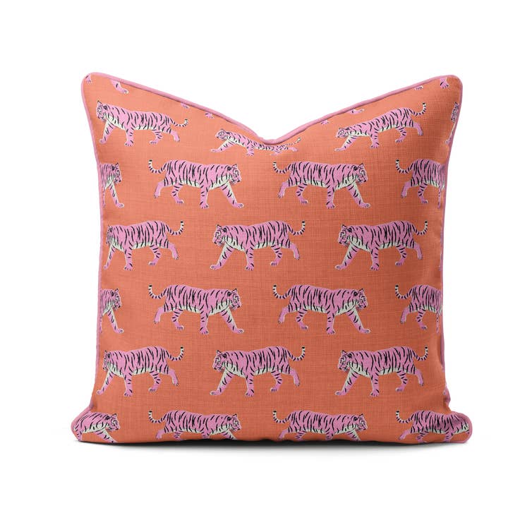 Clairebella - Wholesale Throw/Decorative Pillow - Piped Pillows Square - Tigers - New!
