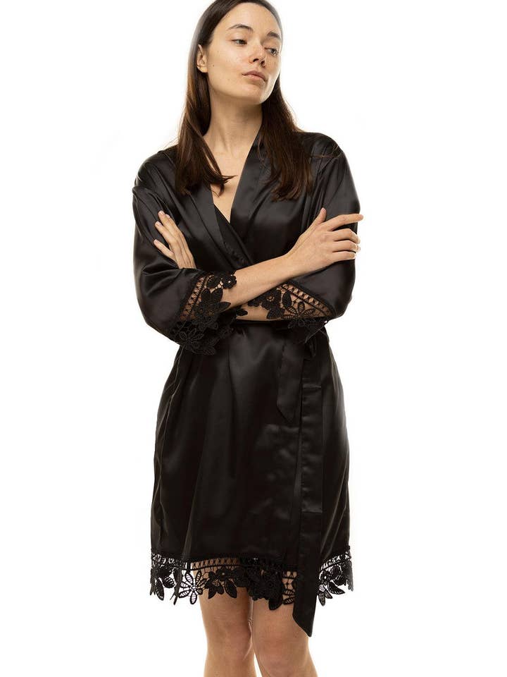 Ashley Robe Black for wholesale by Taniri