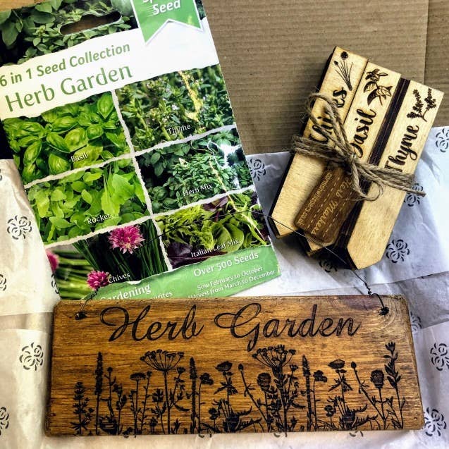 Coffret cadeau Herb Garden pour la vente par Cornish Whispers
