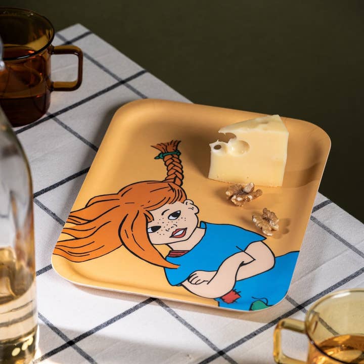 PIPPI LONGSTOCKING | Tray | The Strongest Girl in the World | 27 x 20cm for wholesale by Treacle George (Muurla & Havi)