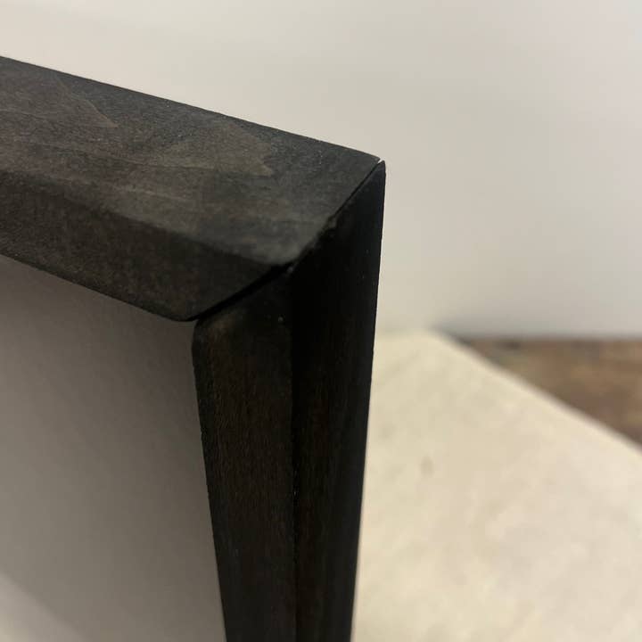 JanMichaels Art & Home – wholesale Väggskylt – HMK138 Vårkanin Boxram