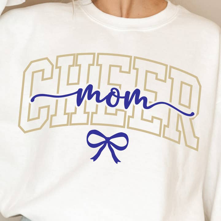 (skjorta ingår ej) CHEER MOM - GLITTER DTF-ÖVERFÖRING (KALL AVDRAGNING) för wholesale av TEELUX