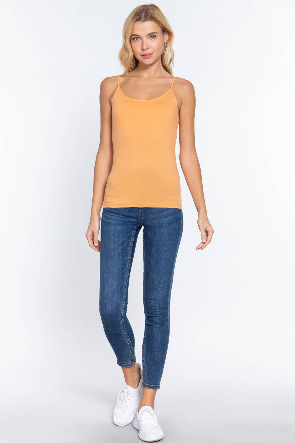 Active Basic | Active USA - Wholesale Camisole - Dames - Eenvoudig verstelbare cropped cami met spaghettibandjes en plankbeha14