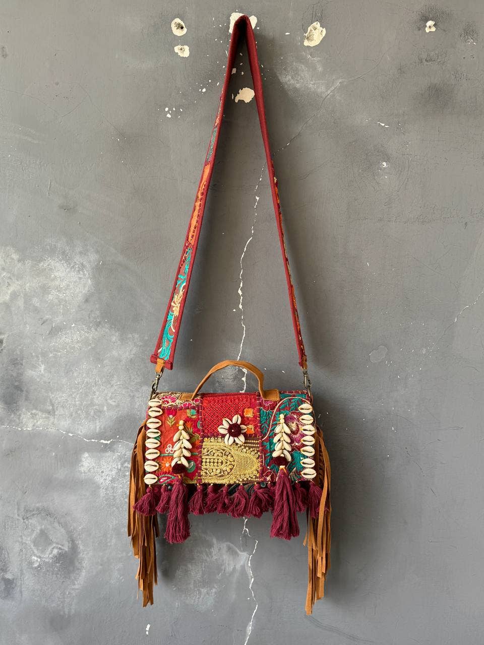 GYPSY STUDIO - Wholesale Shoulder Bag - Women's - Party Wear Bag Sequin Work Banjara Bags Embroidery Work Bag 3