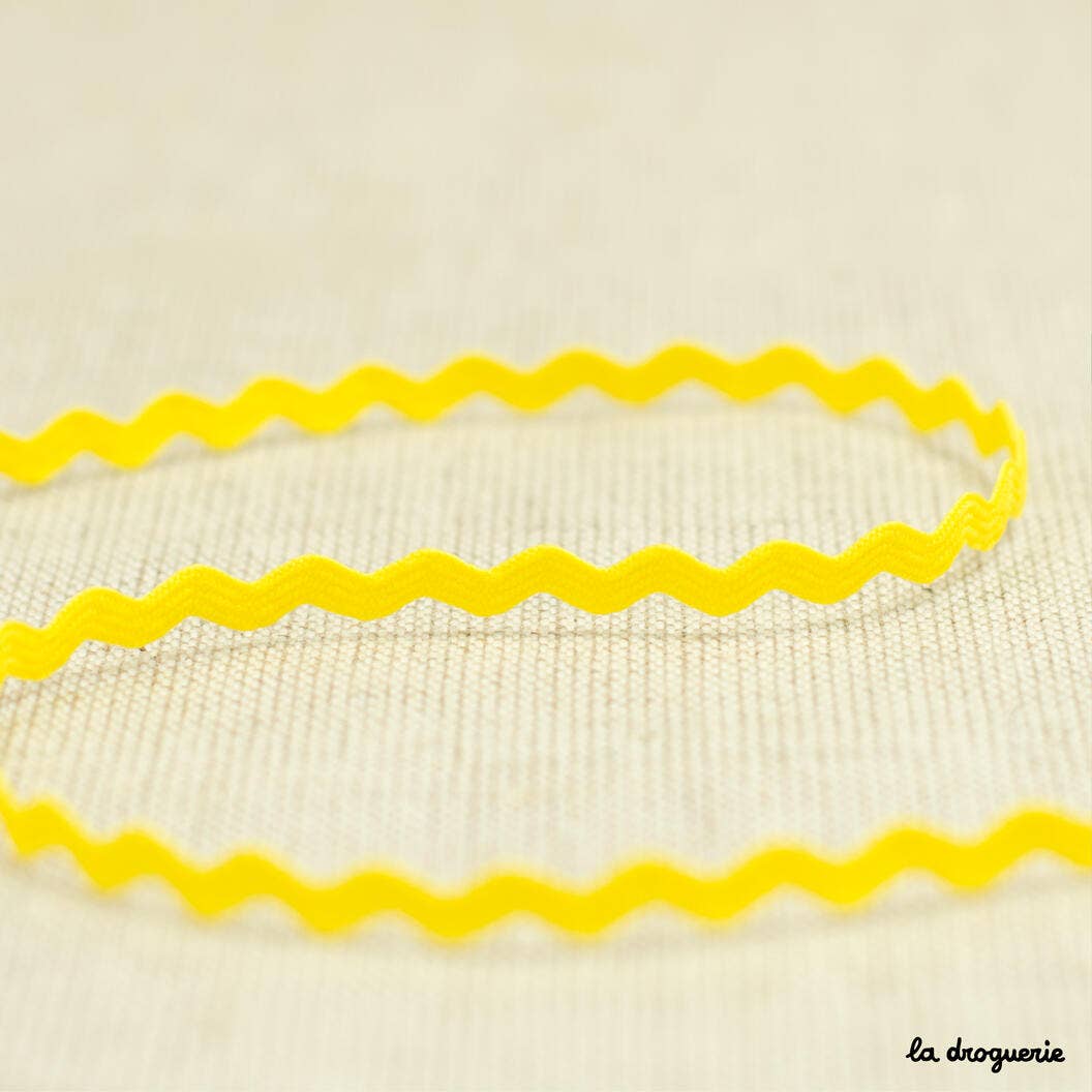 LA DROGUERIE - Wholesale Ribbon - Gift Wrapping - Small rickrack ribbon2