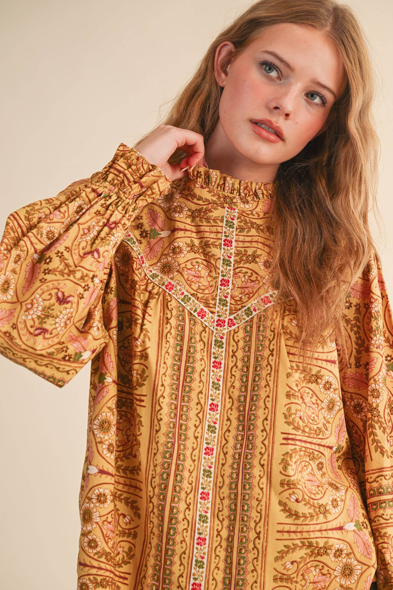 &MERCI - Wholesale Blouse - Women's - EXCLUSIVE FLORAL PRINT TOP WITH FLORAL TRIM MTP45289