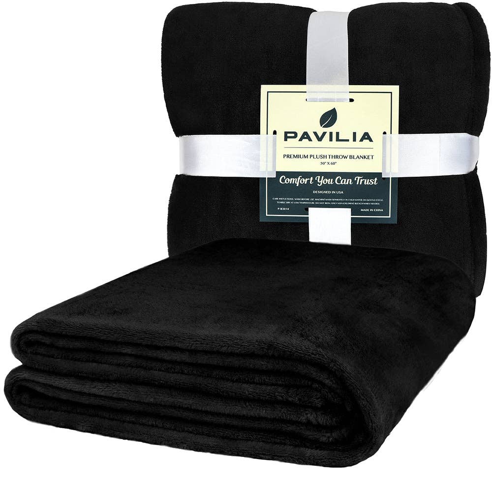 Pavilia - Wholesale Throw Blanket - Classic Fleece Throw Blanket1