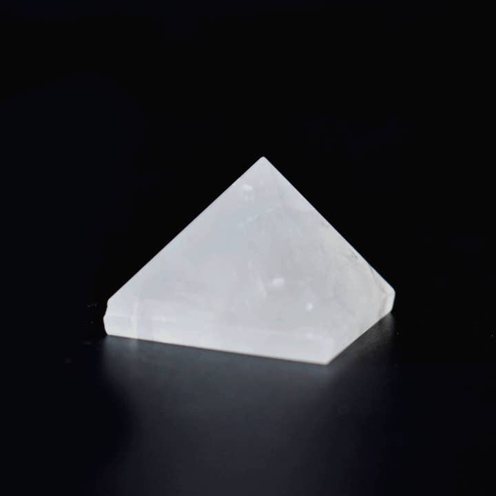 Soothing Crystals - Wholesale Spiritual Stone/Crystal - Gemstone Pyramid | Clear Quartz | Healing Crystal | Pyramid2