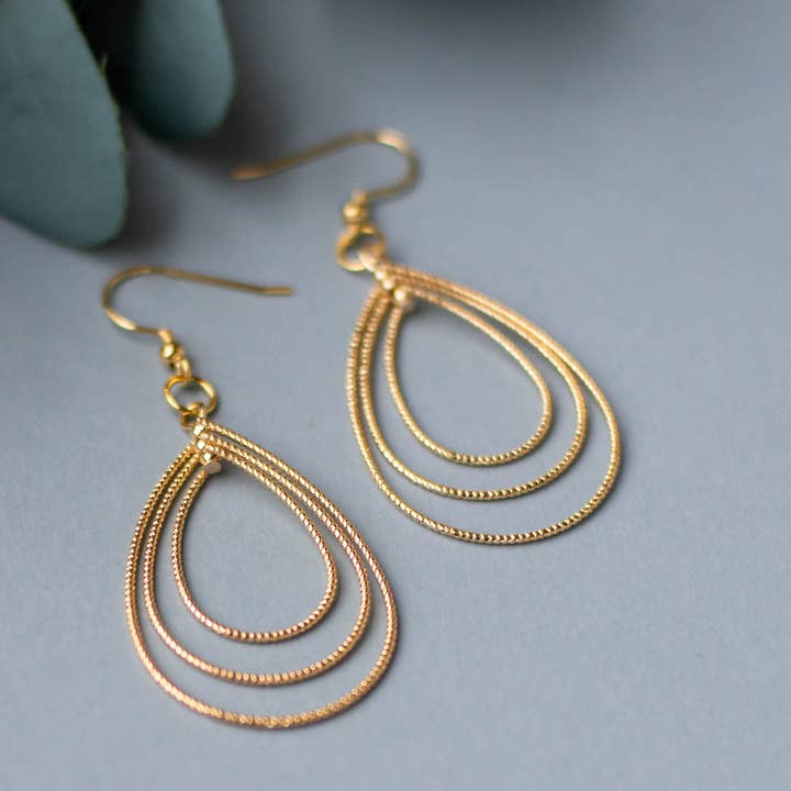 Guld flerskiktade tårörhängen för wholesale av Blushes and Neutrals