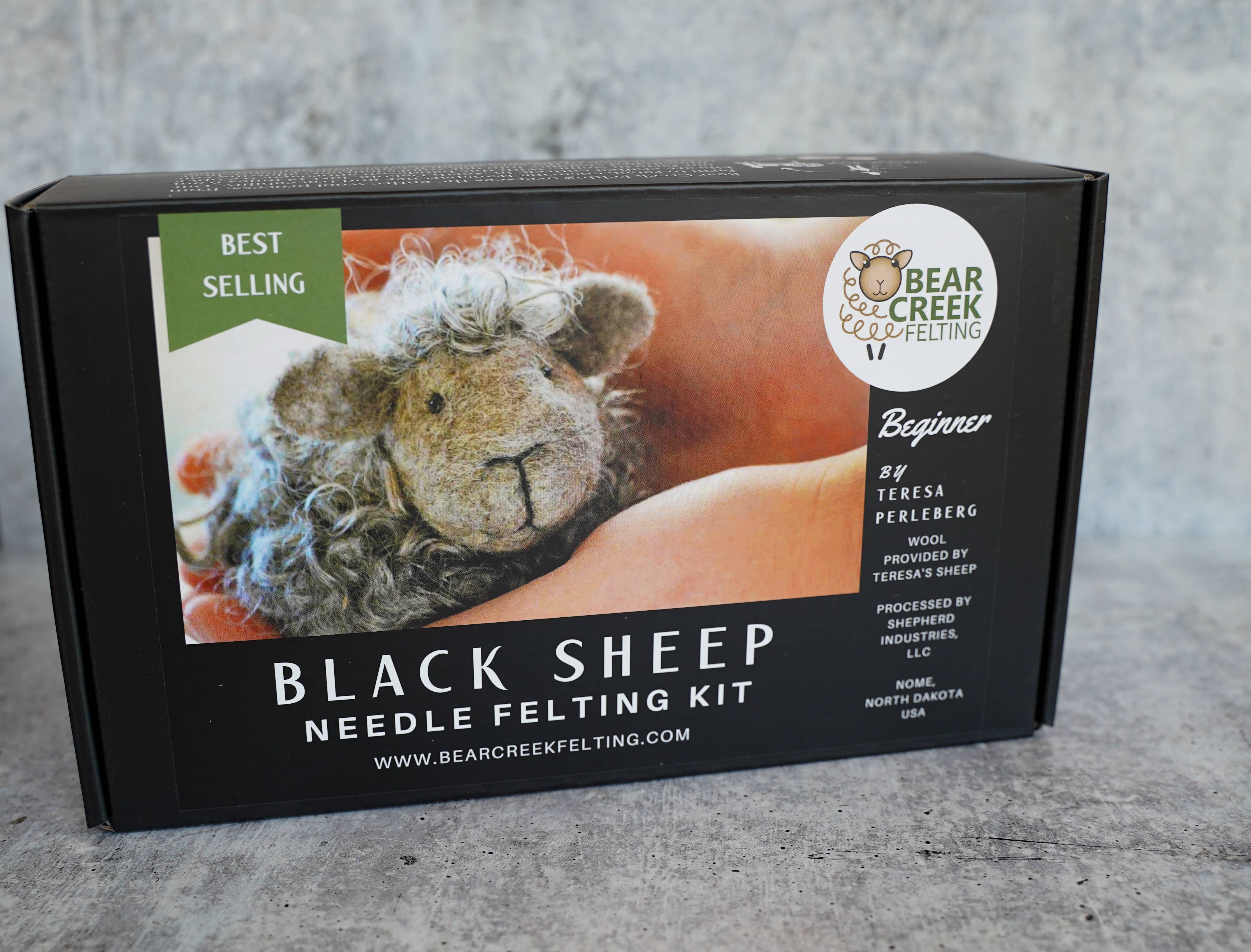 Bear Creek Felting - Wholesale Craft Sewing Kit - Black Sheep Needle Felting Kit5