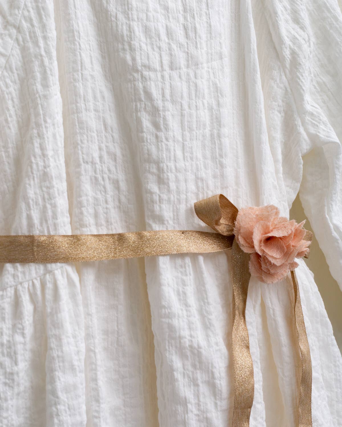 Isolda Dress White for wholesale on Faire4