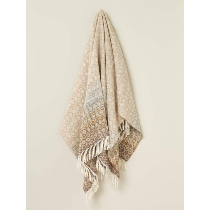 Bronte by Moon - Wholesale Throw Blanket - British Wool Ombre Diamond Throw3