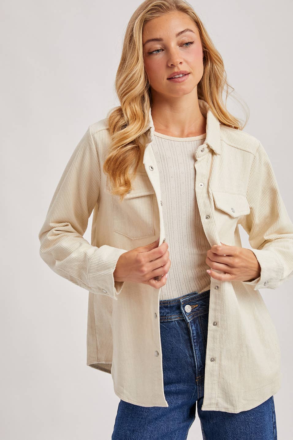 Bluivy – wholesale Shirt Jacket/Shacket - Women’s – CORDUROY BUTTON DOWN SHACKET WITH POCKETS11