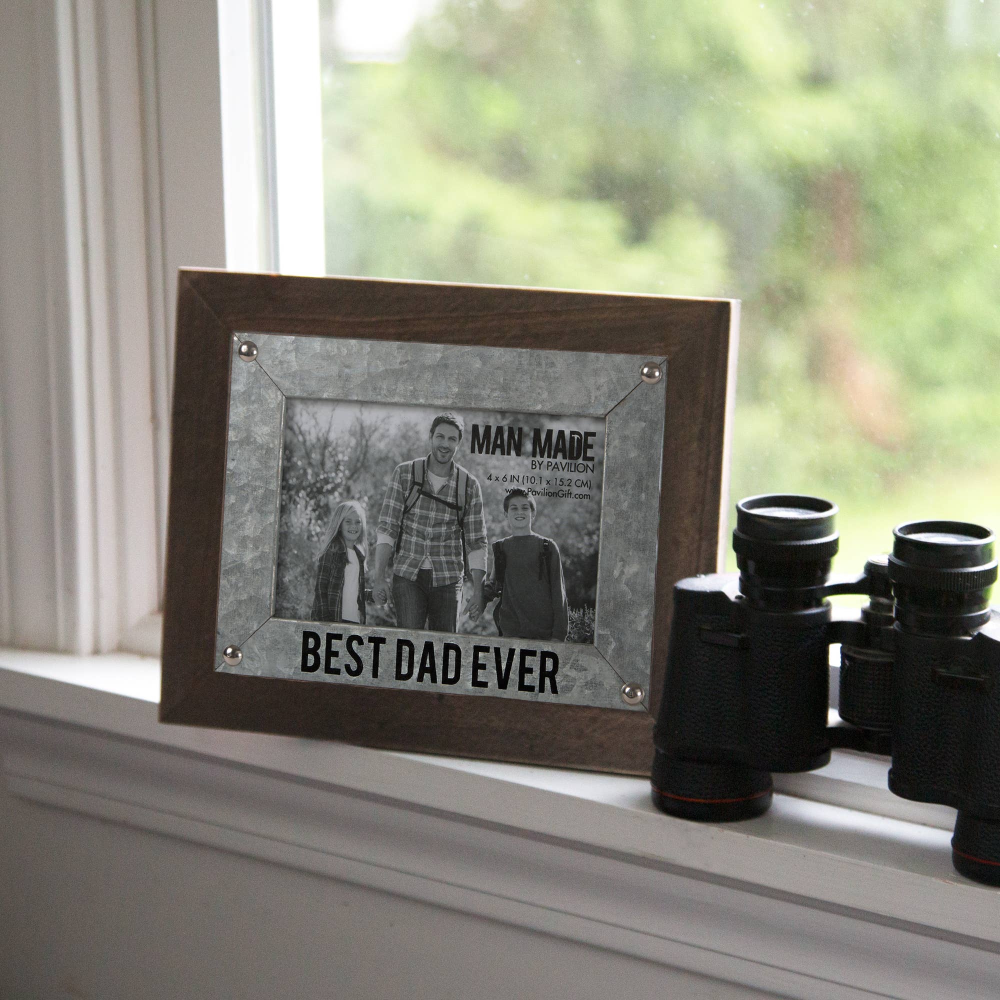 Pavilion – wholesale Picture frame – Best Dad - 9.5" x 7.5" Frame
(Holds 4" x 6" Photo)1