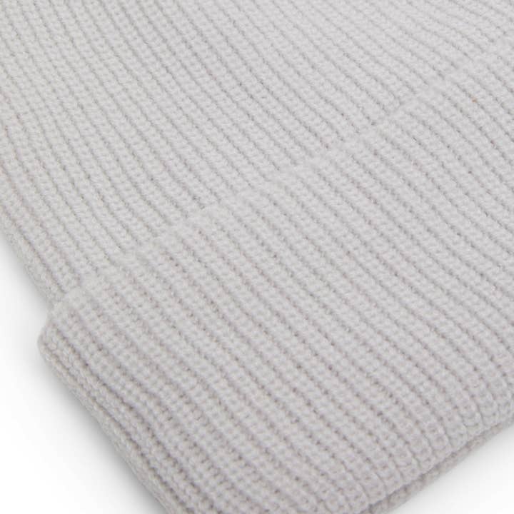 Urban Native Era - Vente Bonnet – unisexe - BONNET CÔTELÉ « YOU ARE ON NATIVE LAND » - GRIS2