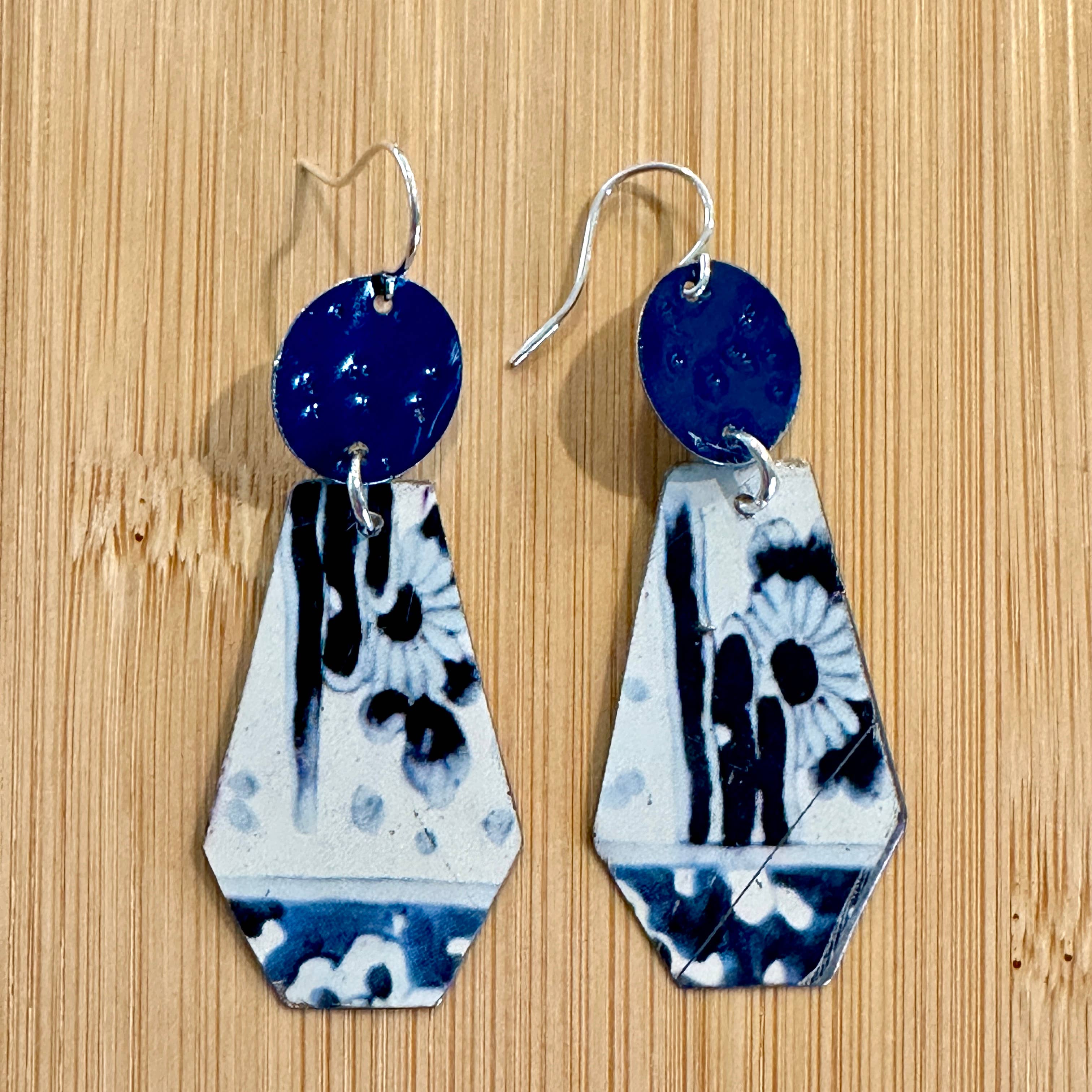 TTE Designs - Wholesale Dangle Earrings - Blue and White Chinoiserie Inspired Vintage Tin Earrings8
